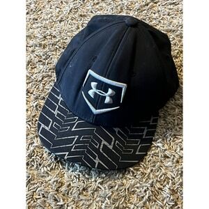 Under Armor Youth Baseball Hat‎ Size Small Design on Bill Embroidered Logo